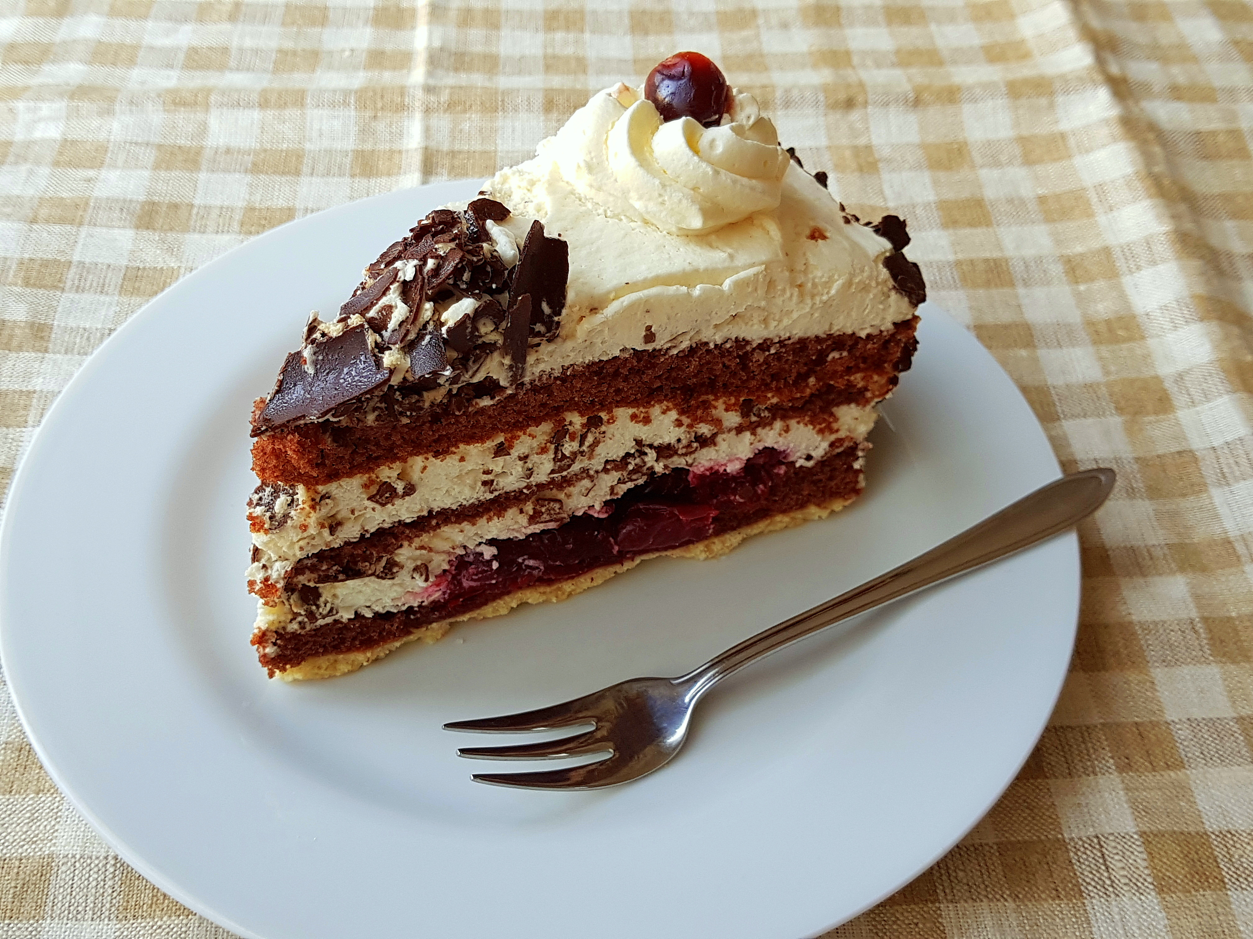 ドイツ郷土料理図鑑【南ドイツ：スイーツ＆ドリンク編】 |