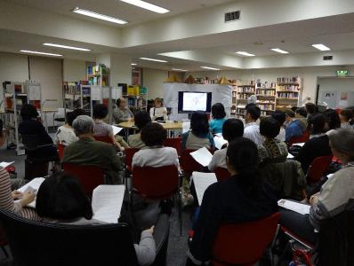 並び立つ2つの読書イベント